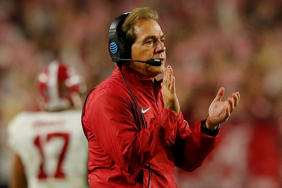 Amway Preseason College Football Rankings 2016: Top 25 Coaches Poll ...