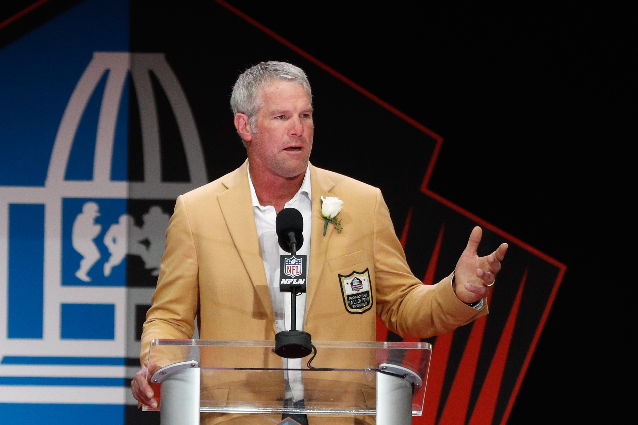 Pro Football Hall of Fame inductions: Saturday's highlights for