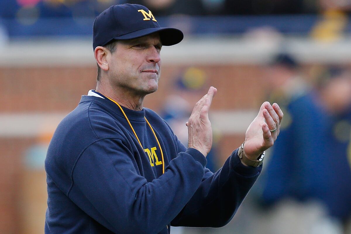 winners-and-losers-of-2016-college-football-offseason-news-scores