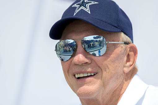 Jerry Jones needs to wake up and cut Greg Hardy