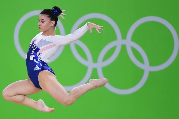 Britain's Claudia Fragapane competes in the Floor event during the women's team final Artistic Gymnastics at the Olympic Arena during the Rio 2016 Olympic Games in Rio de Janeiro on August 9, 2016. / AFP / Emmanuel DUNAND        (Photo credit should read EMMANUEL DUNAND/AFP/Getty Images)