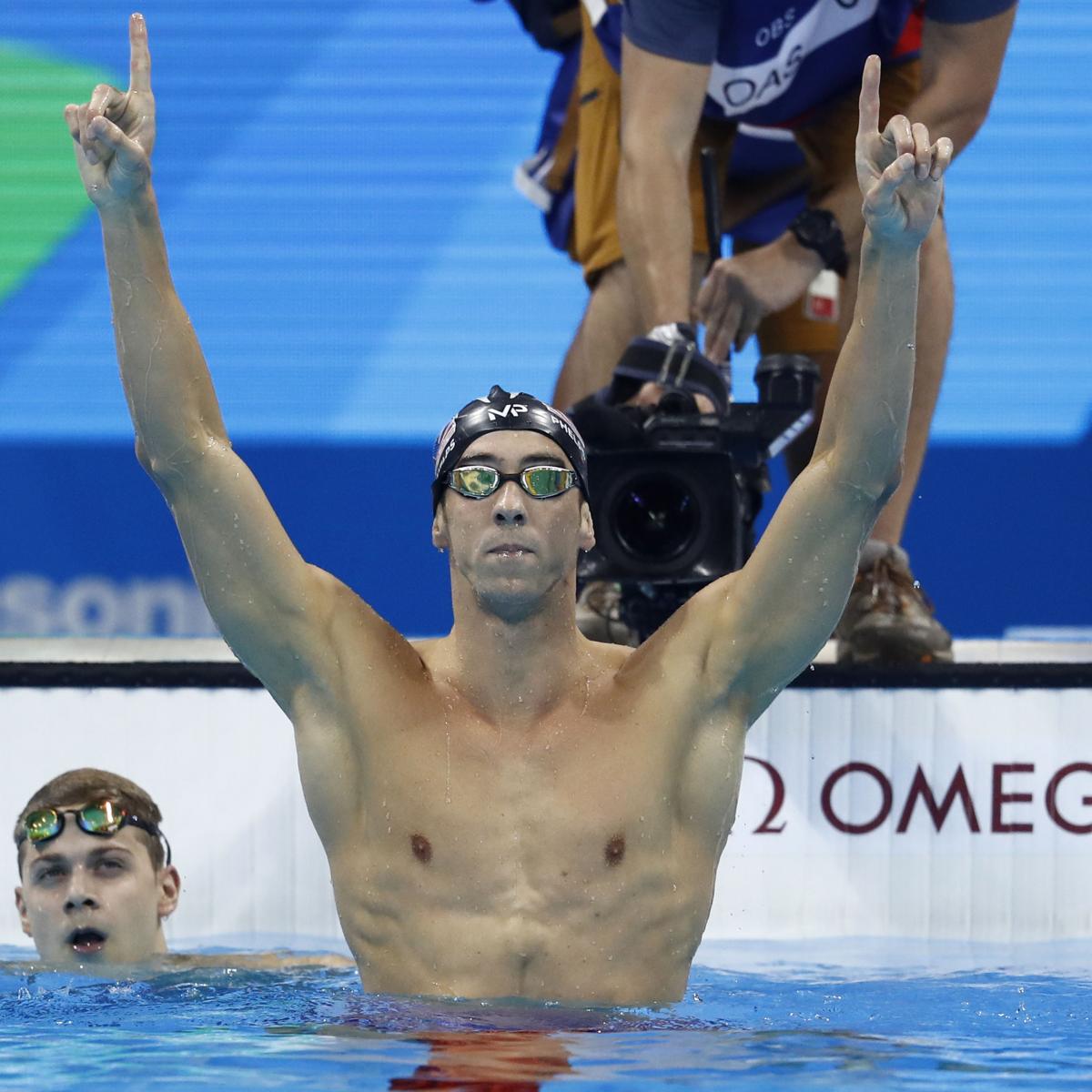 Michael Phelps Wins Gold Medal in Men's 200M Butterfly at 2016 Olympics