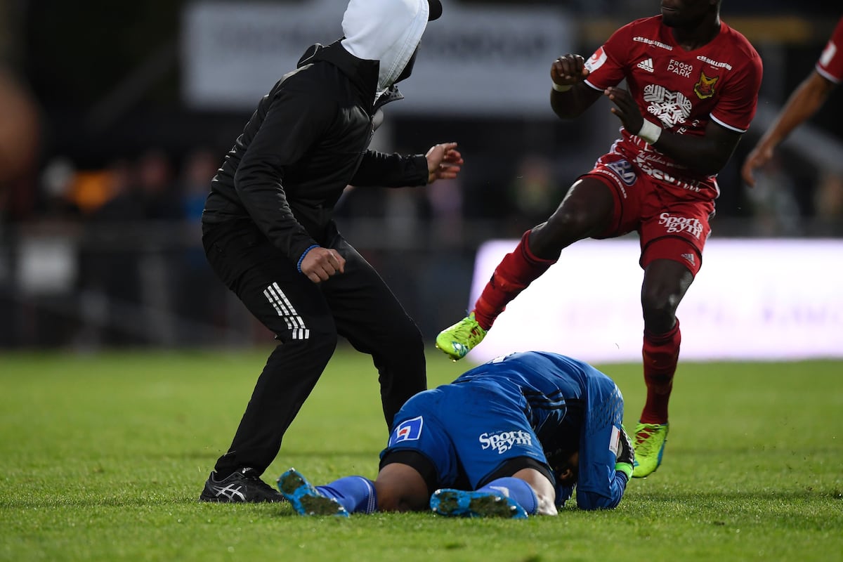 Swedish Allsvenskan Match Abandoned After Fan Attacks GK, Makes Bomb Threat