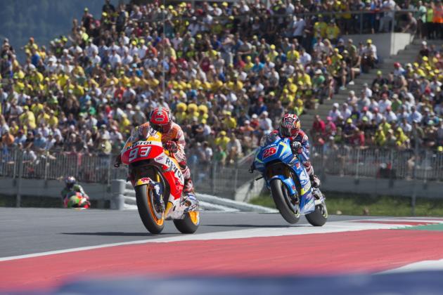 SPIELBERG, AUSTRIA - AUGUST 14: Marc Marquez of Spain and Repsol Honda Team leads the field during the MotoGP race during the MotoGp of Austria - Race at Red Bull Ring on August 14, 2016 in Spielberg, Austria. (Photo by Mirco Lazzari gp/Getty Images)