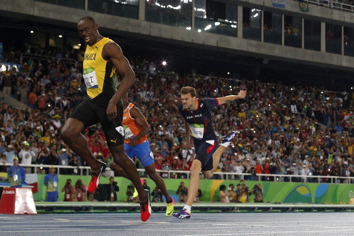 Usain Bolt Wins Gold Medal During Men's 200M at 2016 Olympics News
