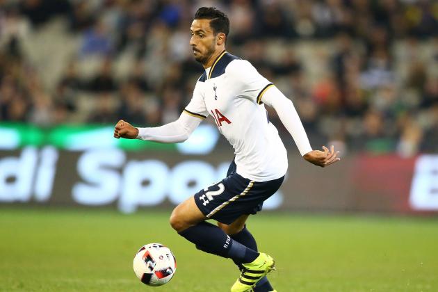 MELBOURNE, AUSTRALIA - JULY 29:  Nacer Chadli of Tottenham Hotspur controls the ball during 2016 International Champions Cup Australia match between Tottenham Hotspur and Atletico de Madrid at the Melbourne Cricket Ground on July 29, 2016 in Melbourne, Australia.  (Photo by Scott Barbour/Getty Images)
