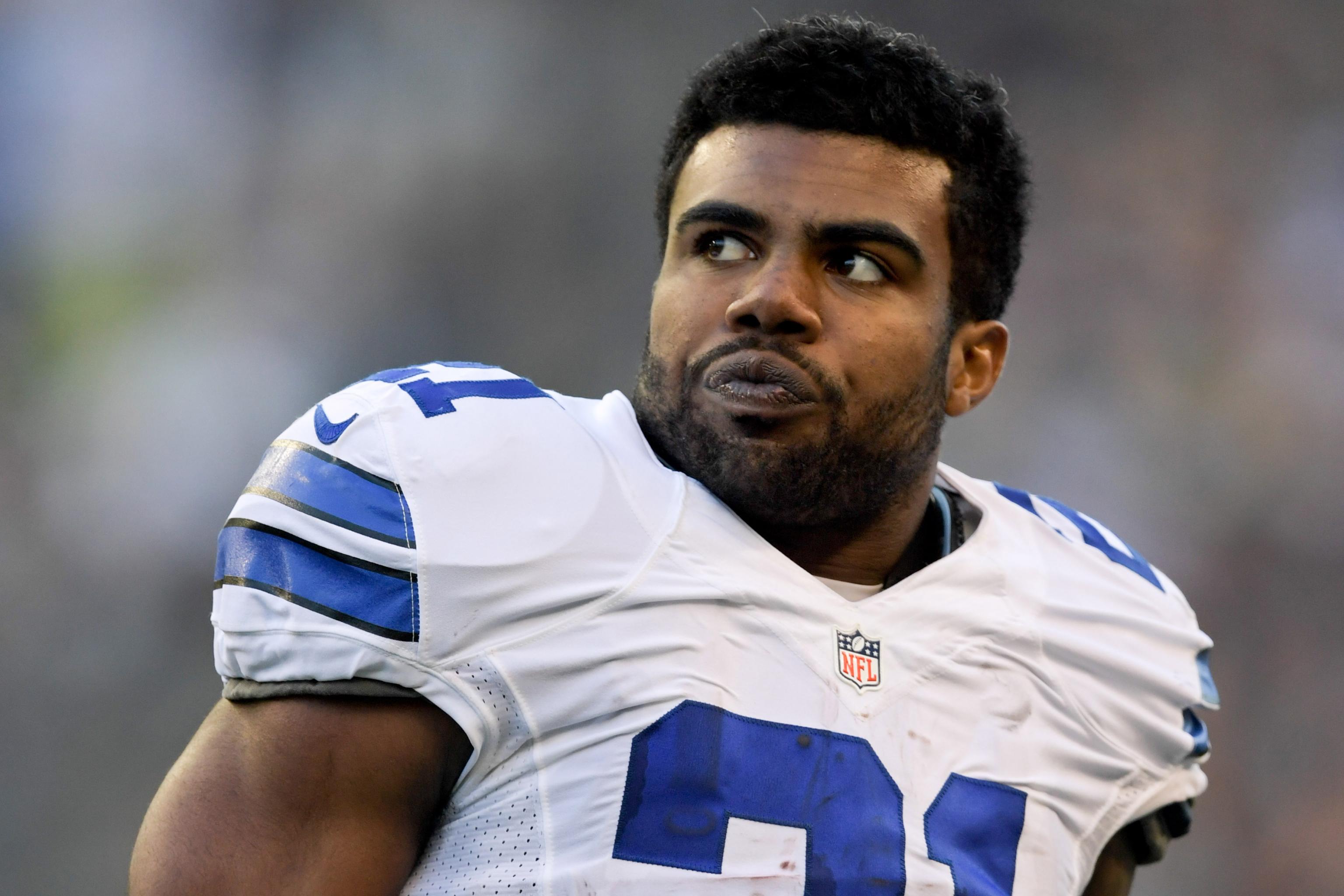 Ezekiel Elliott Is a Marijuana Tourist During Seattle Road Trip