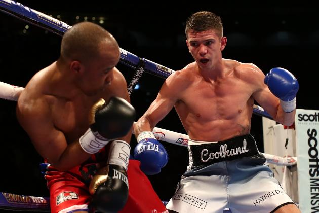 LEEDS, ENGLAND - JULY 30:  Luke Campbell (R) in action against Argenis Mendez in their Vacant WBC Silver Lightweight Championship fight at First Direct Arena on July 30, 2016 in Leeds, England.  (Photo by Jan Kruger/Getty Images)