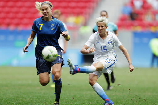 Megan Rapinoe Kneeled During National Anthem to Support Colin Kaepernick