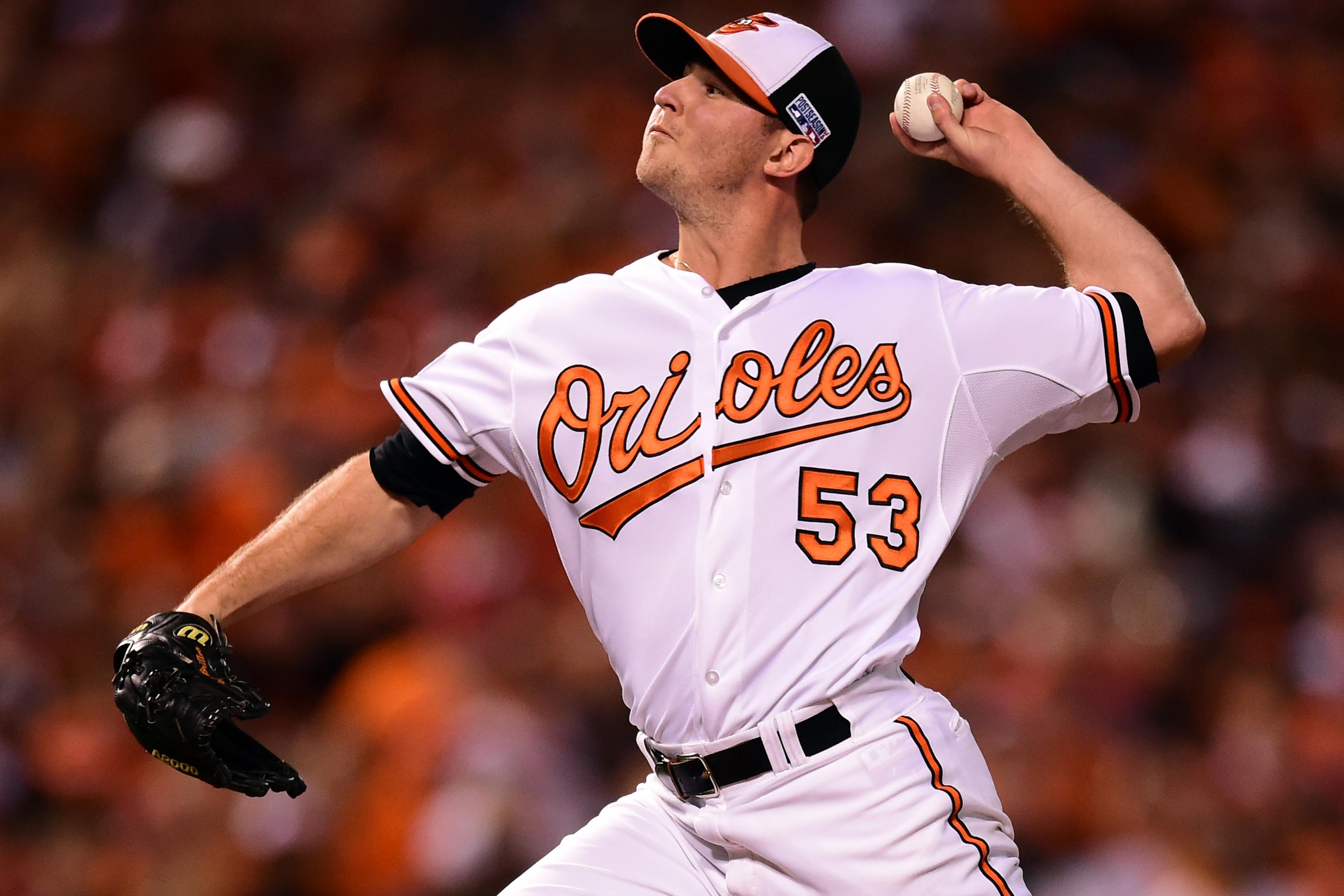 Yankees Pitcher Zack Britton Plays in 'Field of Dreams' Shoes That Every  Baseball Fan Must See