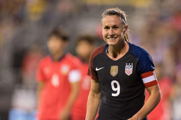 Sep 15, 2016; Columbus, OH, USA;  USA midfielder Heather O'Reilly (9) looks on during the first half of the match against the Thailand at MAPFRE Stadium. Mandatory Credit: Trevor Ruszkowski-USA TODAY Sports