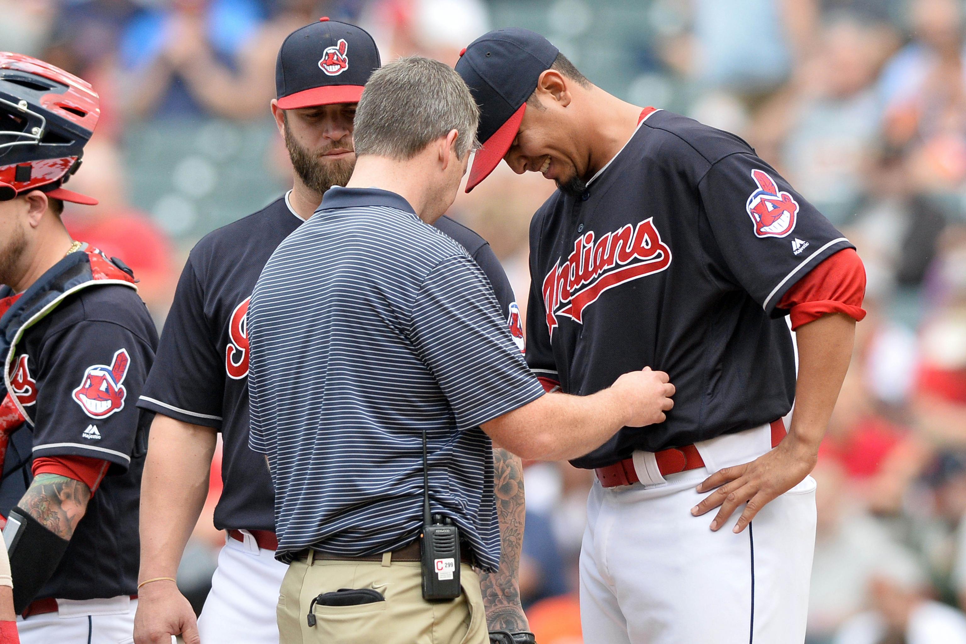 Indians ace Corey Kluber breaks forearm after being hit by line drive, Cleveland Guardians