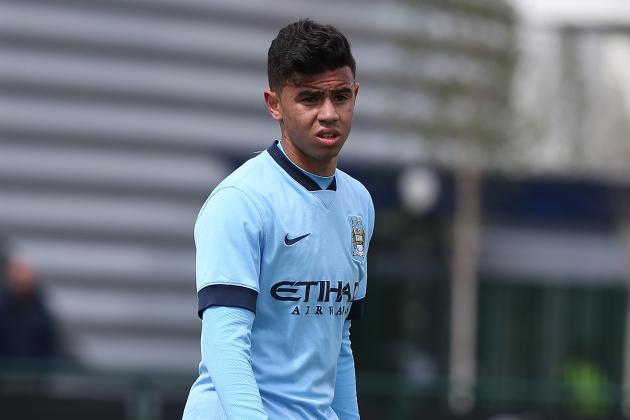 MANCHESTER, ENGLAND - MAY 16:  Paolo Fernandes of Manchester City in action during the U18 Premier League match between Manchester City and Everton at The Academy Stadium on May 16, 2015 in Manchester, England.  (Photo by Pete Norton/Getty Images)