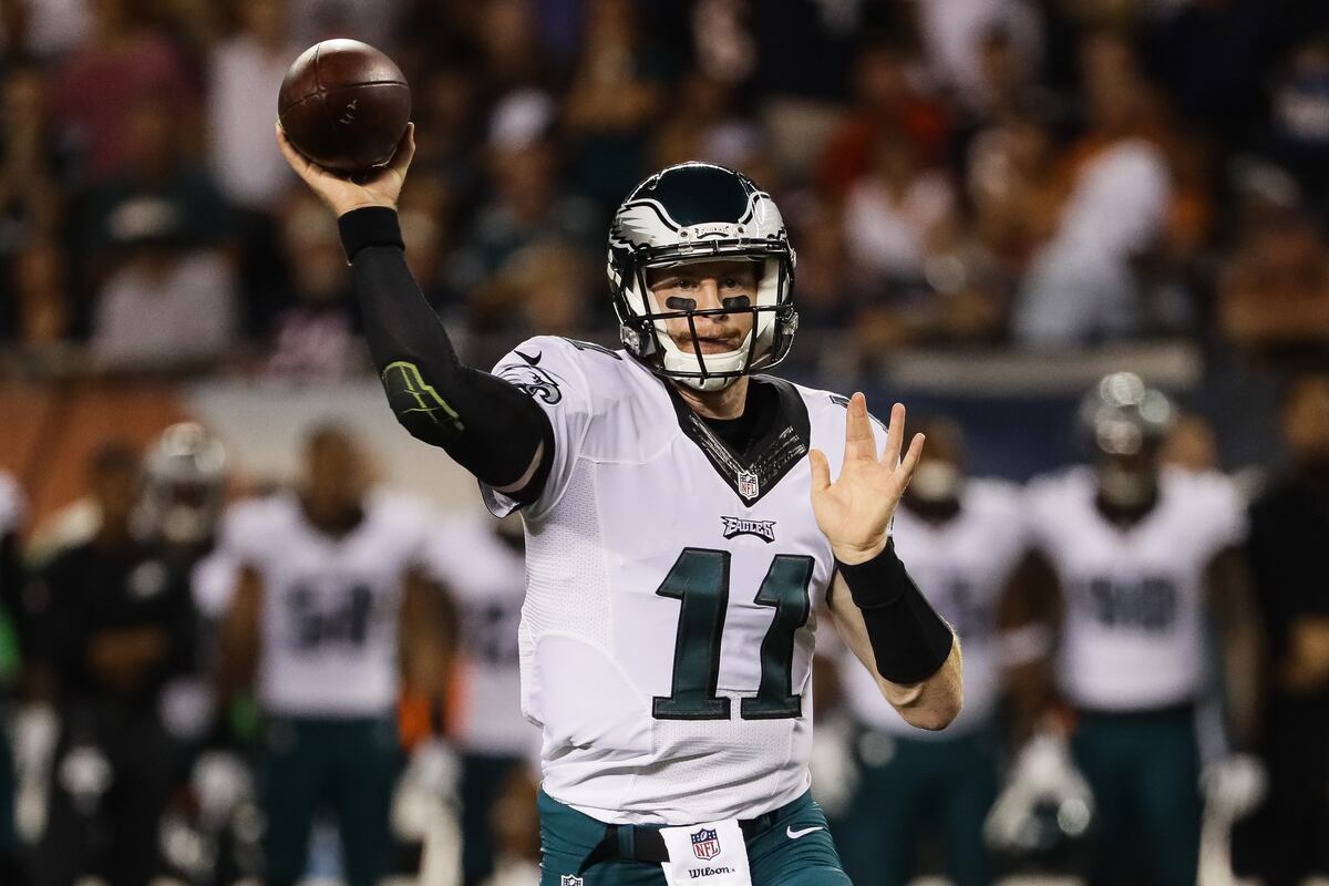 Carson Wentz Is First Rookie QB to Start 2-0 Without ...