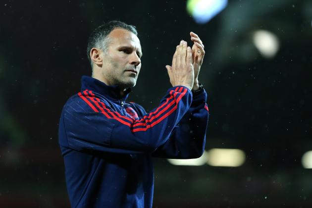 MANCHESTER, ENGLAND - MAY 17:  Manchester United Assistant Manager Ryan Giggs applauds the fans at the end of the Barclays Premier League match between Manchester United and AFC Bournemouth at Old Trafford on May 17, 2016 in Manchester, England.  (Photo by James Baylis - AMA/Getty Images)