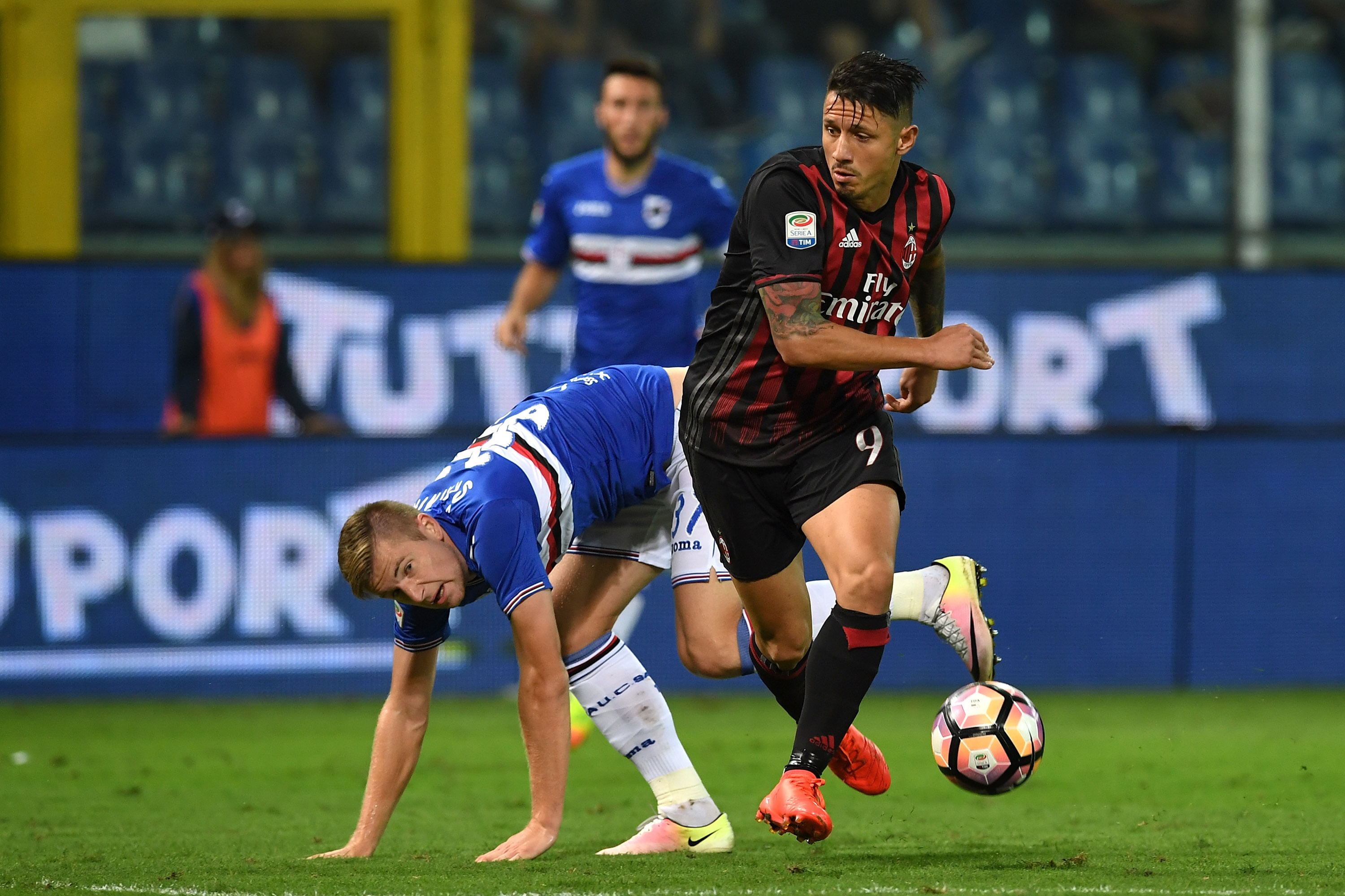 Milan acerta com Lapadula, artilheiro da série B do Campeonato