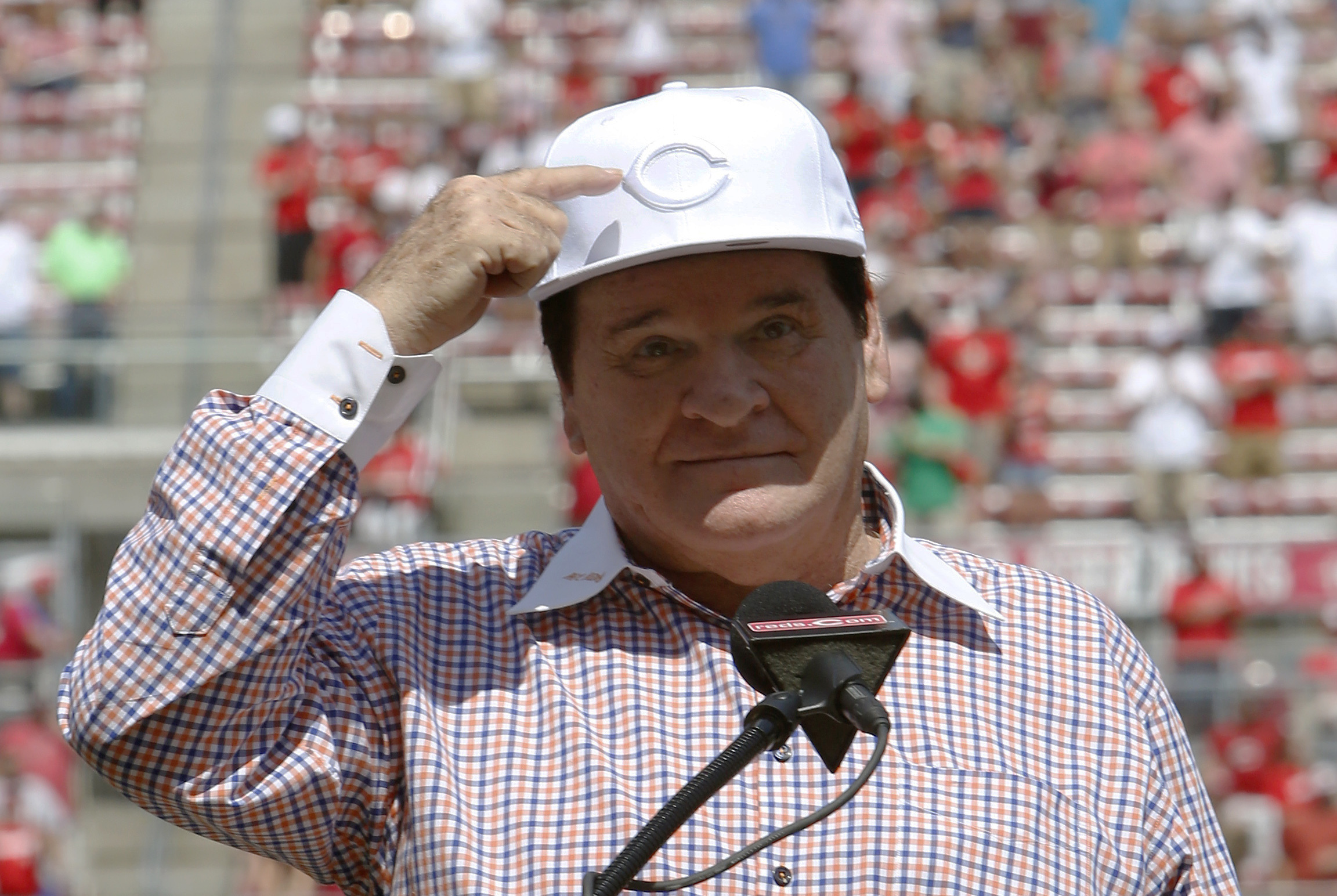 Pete Rose tries again for Hall of Fame with Rob Manfred letter