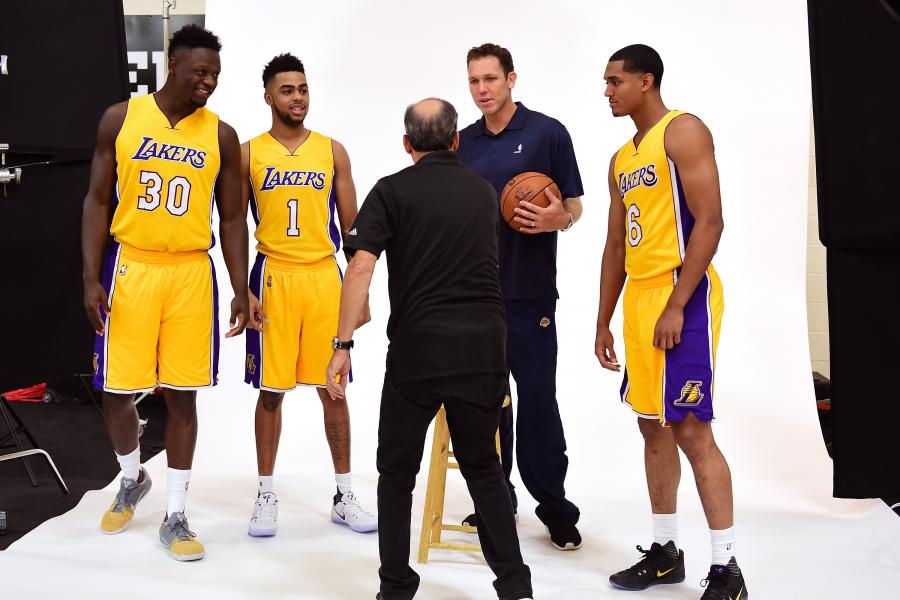 Los Angeles Lakers Create Memorable Student Experience » Be Strong