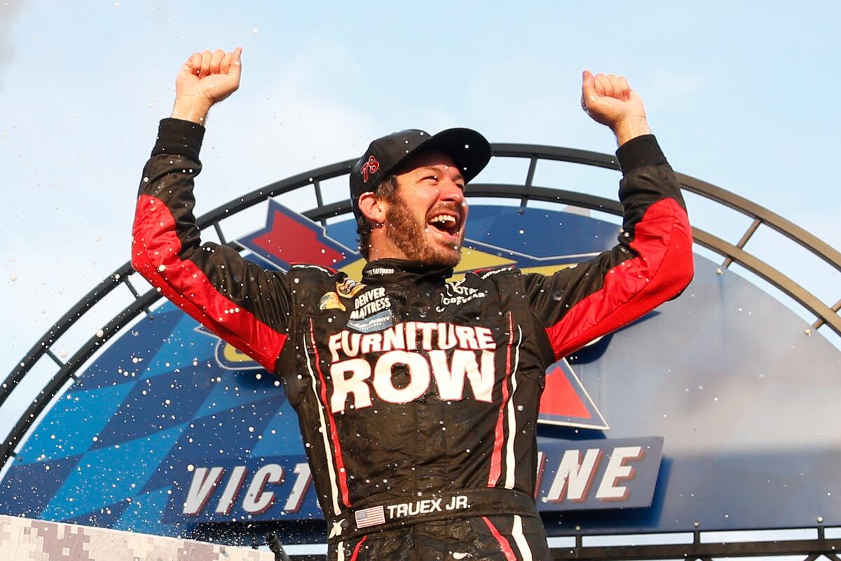 NASCAR Sprint Cup Chase Grid 2016: Standings, Schedule ...