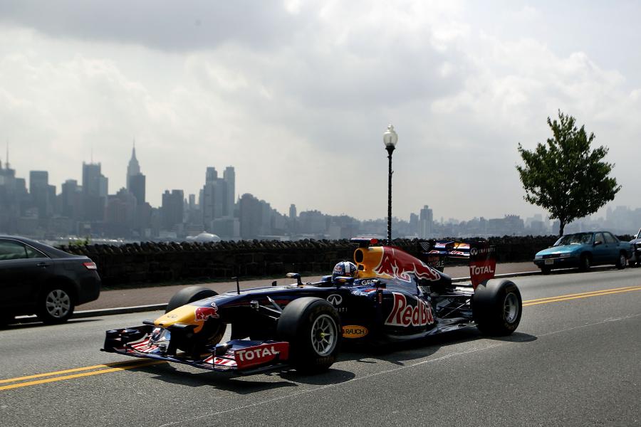 Early Morning Formula 1 Watch Party In New York Shows Passion Of American Fans Bleacher Report Latest News Videos And Highlights