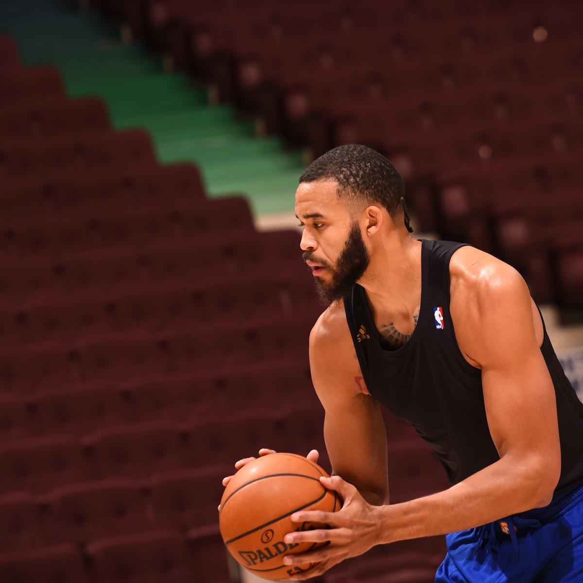 JaVale McGee Shows Off Bizarre Haircut in Warriors’ Preseason Opener