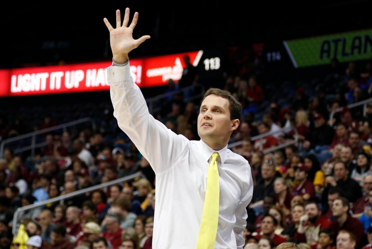 College Basketball Coaches to Watch in 201617 News