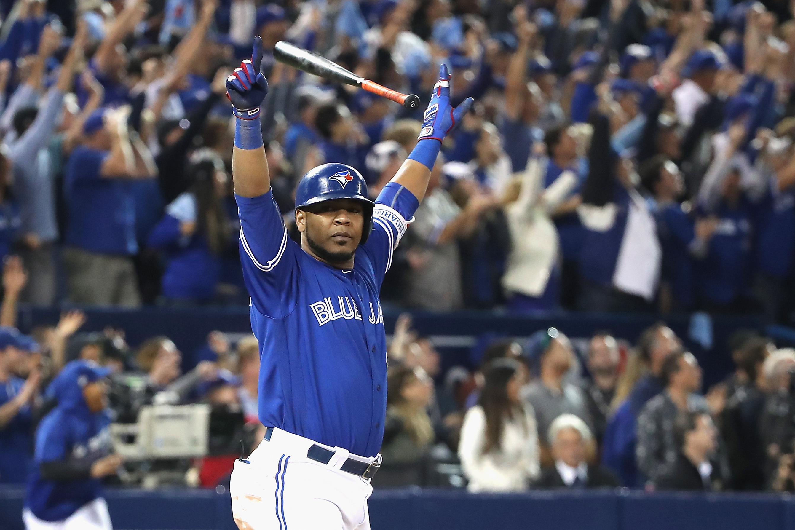 Blue Jays beat Orioles in AL wild card on thrilling 11th-inning