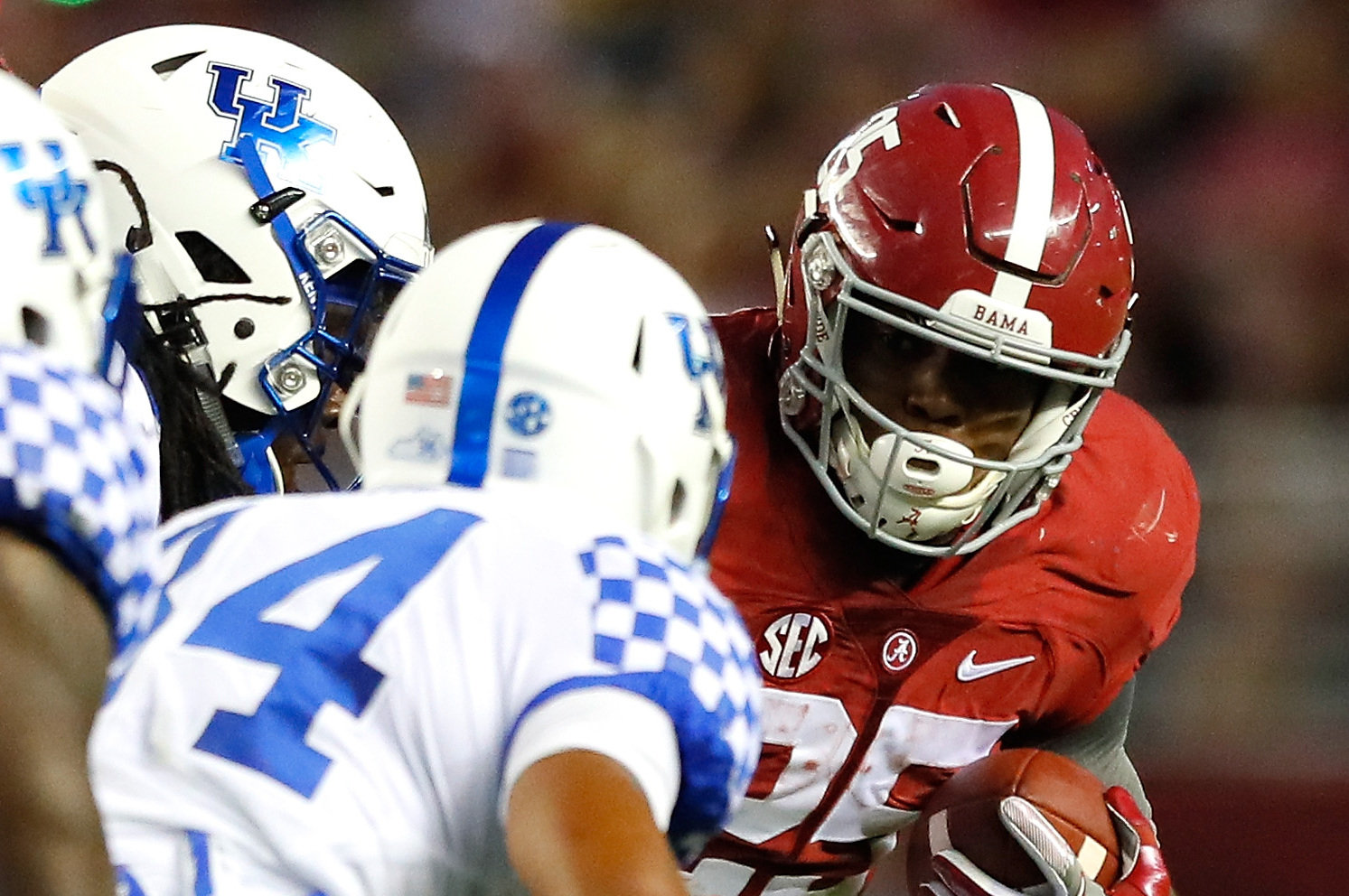 Former Alabama Running Back Josh Jacobs Reruns 40 Yard Dash