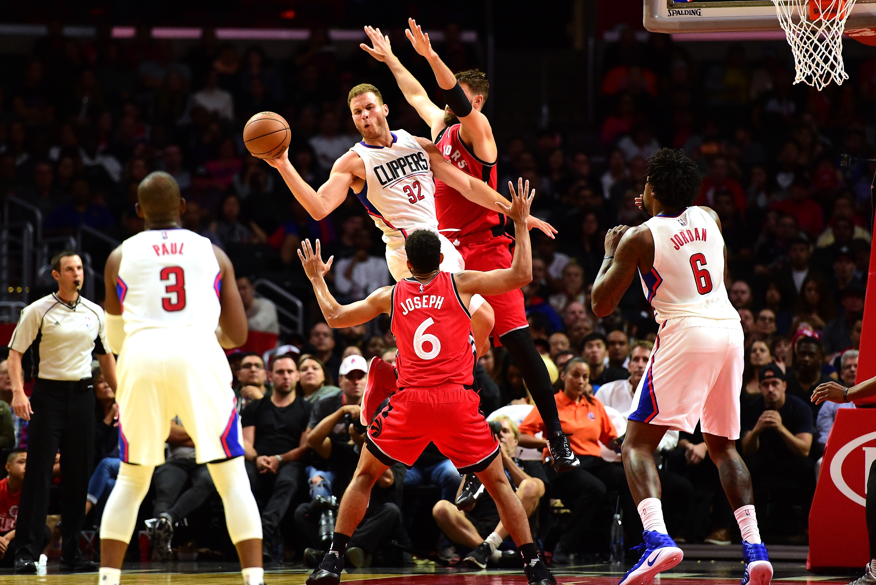 630 Clippers Jerseys Stock Photos, High-Res Pictures, and Images - Getty  Images