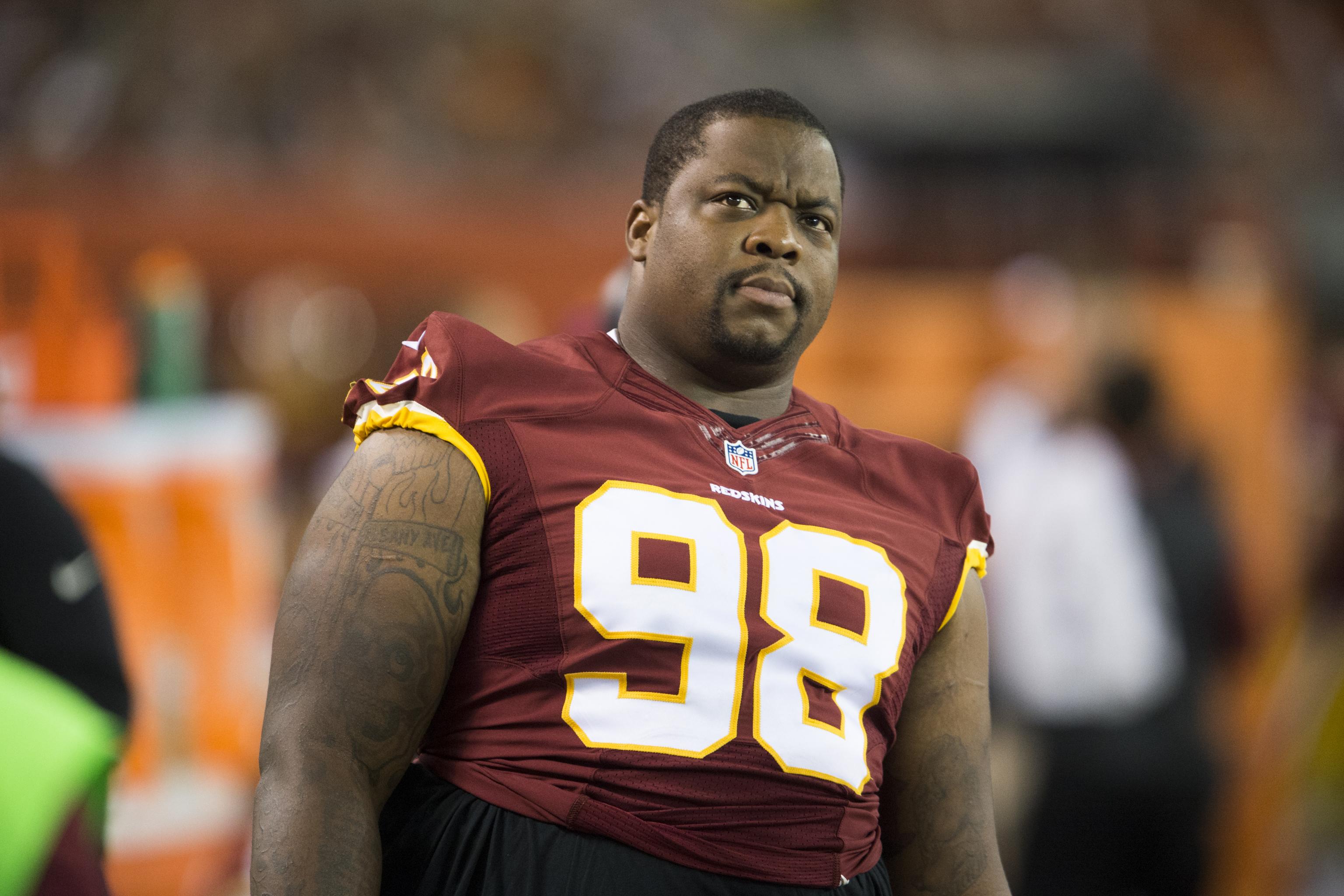 Broncos reportedly not re-signing Terrance Knighton