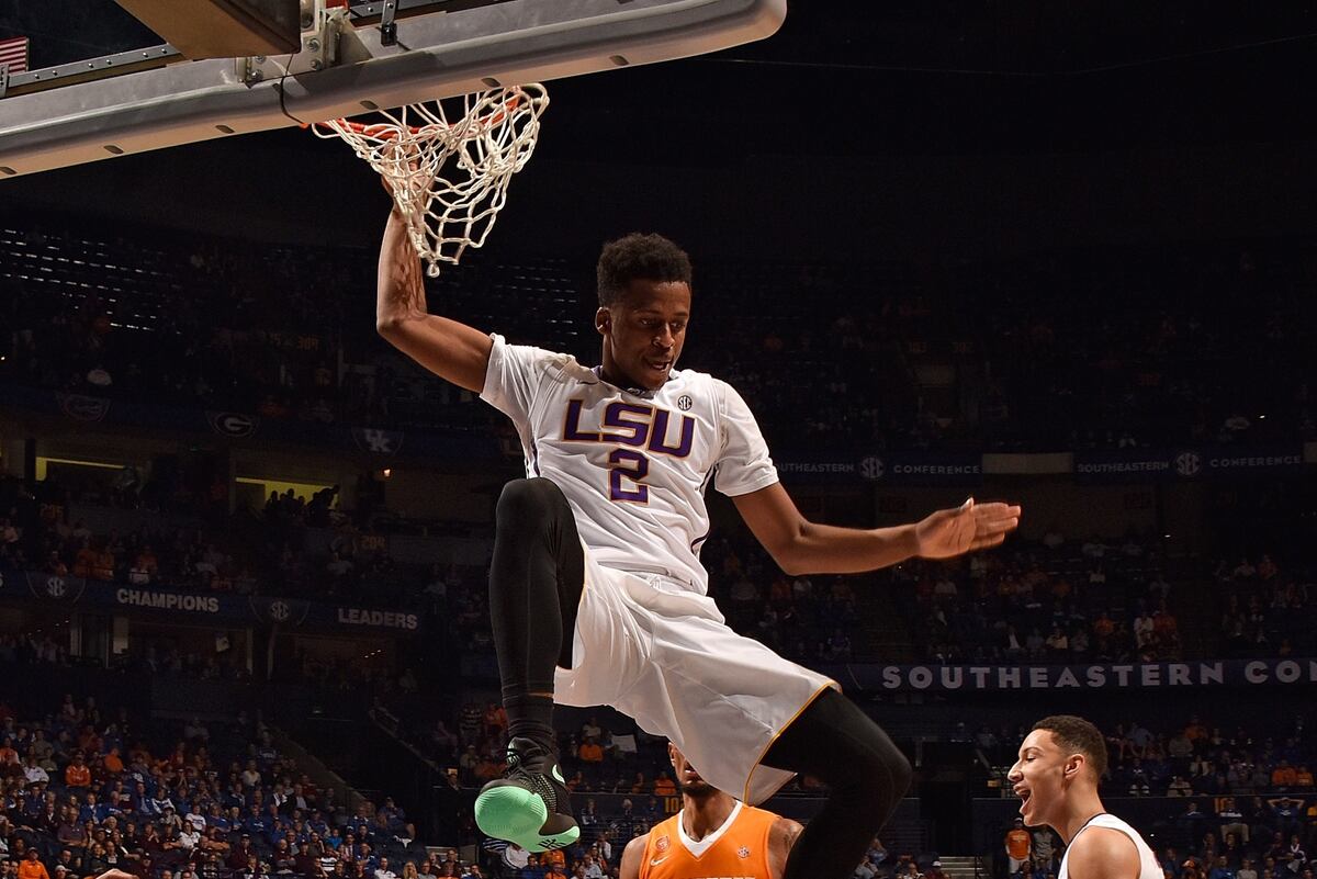 predicting-each-major-ncaa-basketball-conference-s-leading-scorer-in