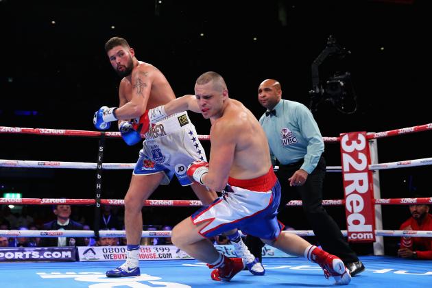 LIVERPOOL, ENGLAND - OCTOBER 15: Tony Bellew of England lands a left hand punch on BJ Flores of USA in the WBC Cruiserweight Championship match during Boxing at Echo Arena on October 15, 2016 in Liverpool, England. (Photo by Alex Livesey/Getty Images)