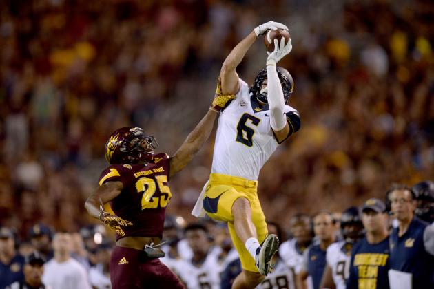 Sep 24, 2016; Tempe, AZ, USA; California Golden Bears wide receiver Chad Hansen (6) makes a catch against Arizona State Sun Devils defensive back Kareem Orr (25) during the first half at Sun Devil Stadium. Mandatory Credit: Joe Camporeale-USA TODAY Sports