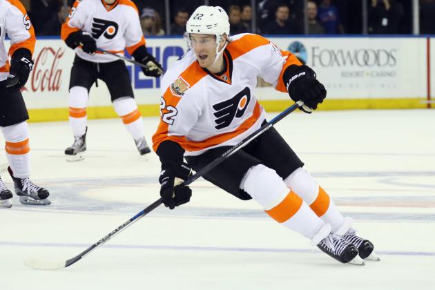 NEW YORK, NY - OCTOBER 06: Dale Weise #22 of the Philadelphia Flyers skates against the New York Rangers at Madison Square Garden on October 6, 2016 in New York City. The Flyers defeated the Rangers 4-2. (Photo by Bruce Bennett/Getty Images)