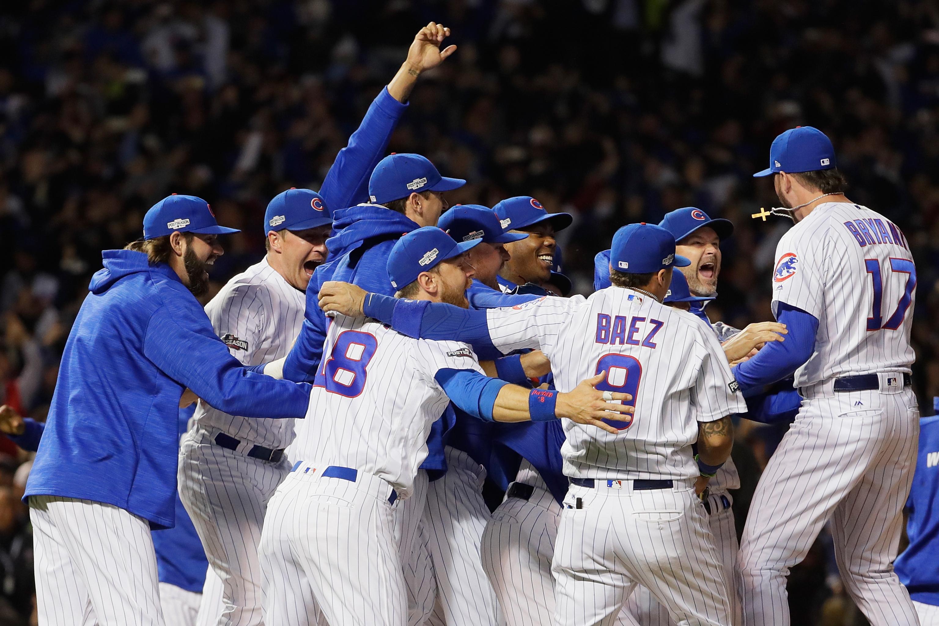 Javier Baez,CHC//Oct 30,2016 World Series Game 5 v CLE