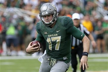 Baylor quarterback Seth Russell (17) runs the ball against Kansas during an NCAA college football game, Saturday, Oct. 15, 2016, in Waco, Texas. (AP Photo/Tony Gutierrez)