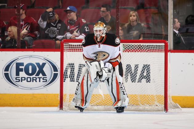 GLENDALE, AZ - OCTOBER 01:  Goaltender Jonathan Bernier #1 of the Anaheim Ducks during the preseason NHL game against Arizona Coyotes at Gila River Arena on October 1, 2016 in Glendale, Arizona. The Coyotes defeated the Ducks 3-2 in overtime.  (Photo by Christian Petersen/Getty Images)
