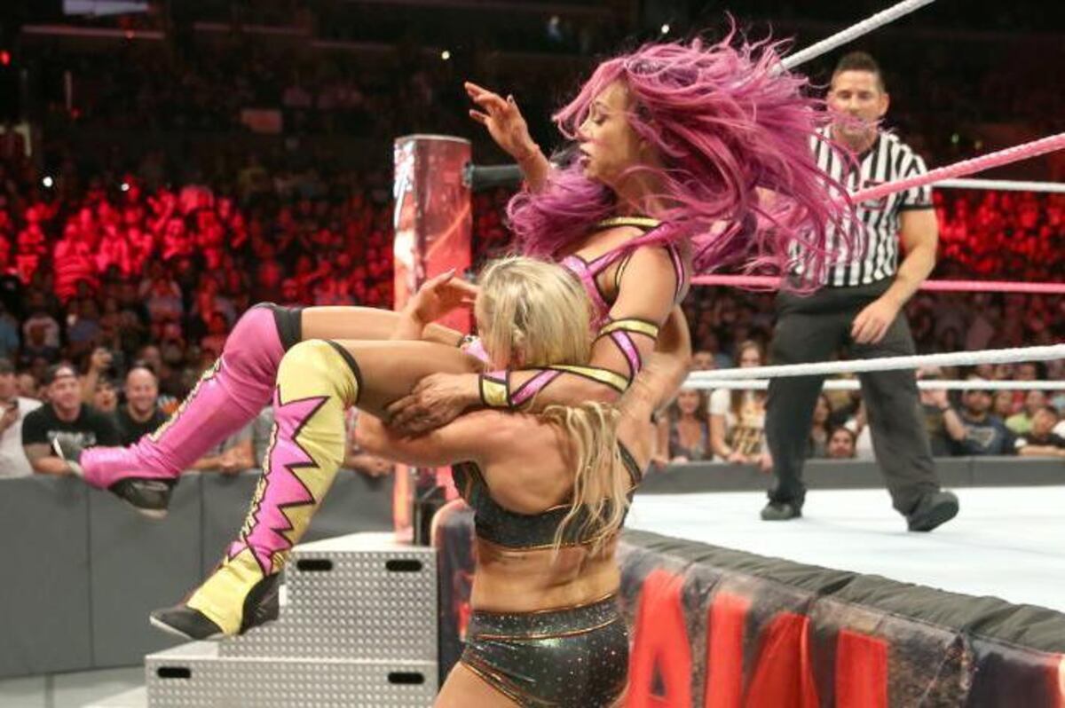 WWE Hell in a Cell 2016 Matches: Full Card Breakdown, Bold Predictions