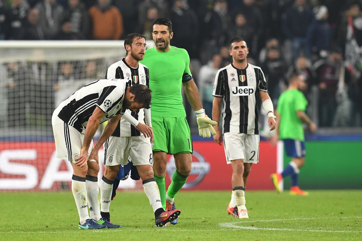 Juventus' Negativity Once Again Proves Costly in Champions League