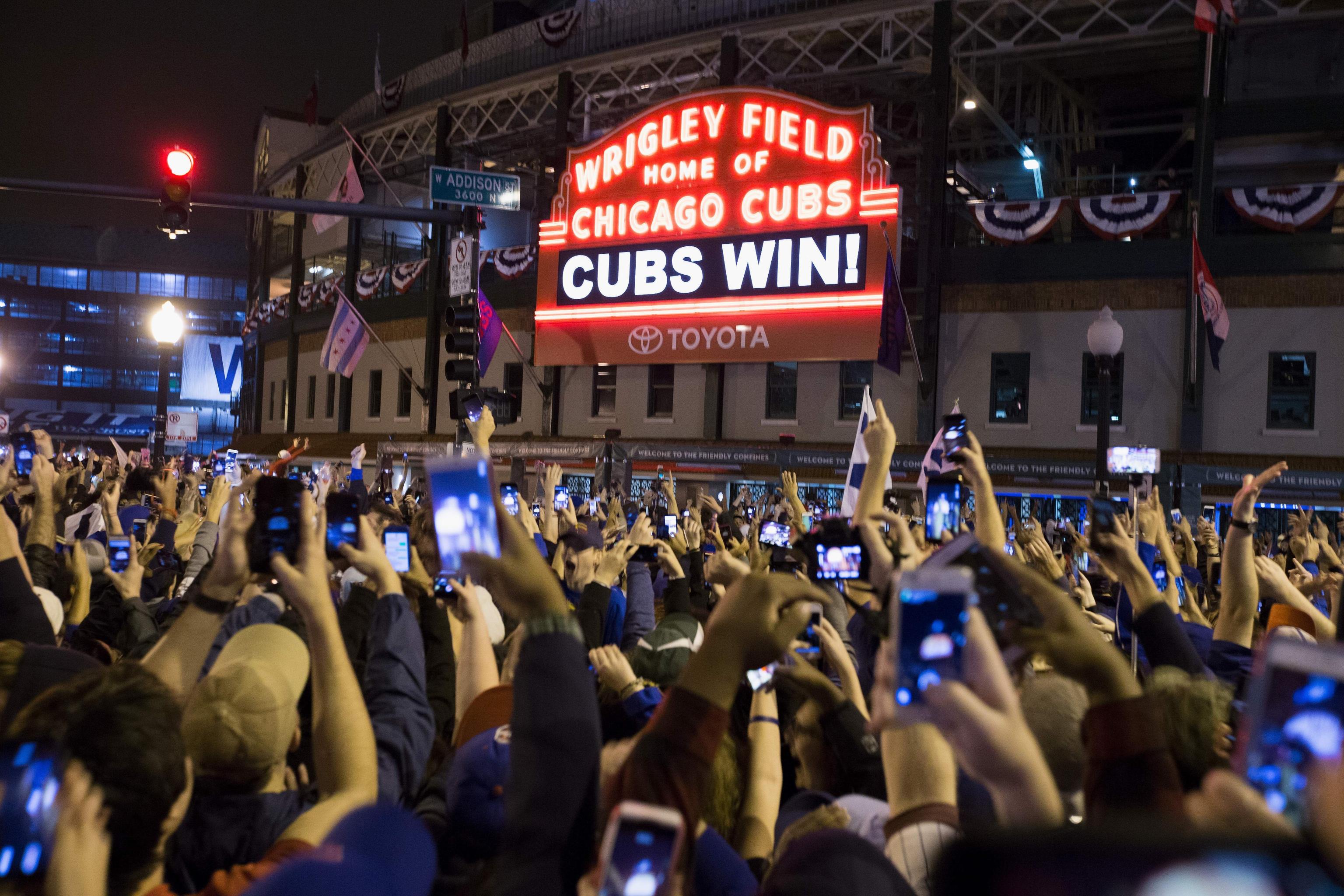 Cubs ready to welcome back bleacher fans