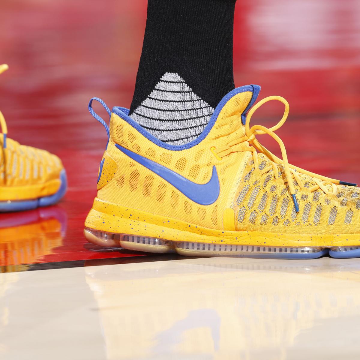 B/R Kicks of the Week: Best on Court for NBA Week 2 News Scores