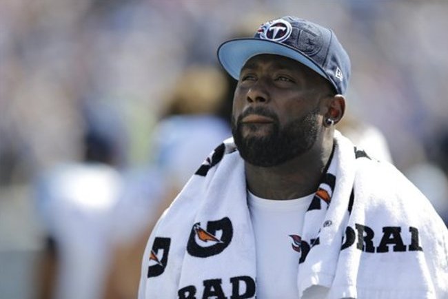 Tennessee Titans' Delanie Walker jabs team's Twitter account for tweet over  quarterback dilemma