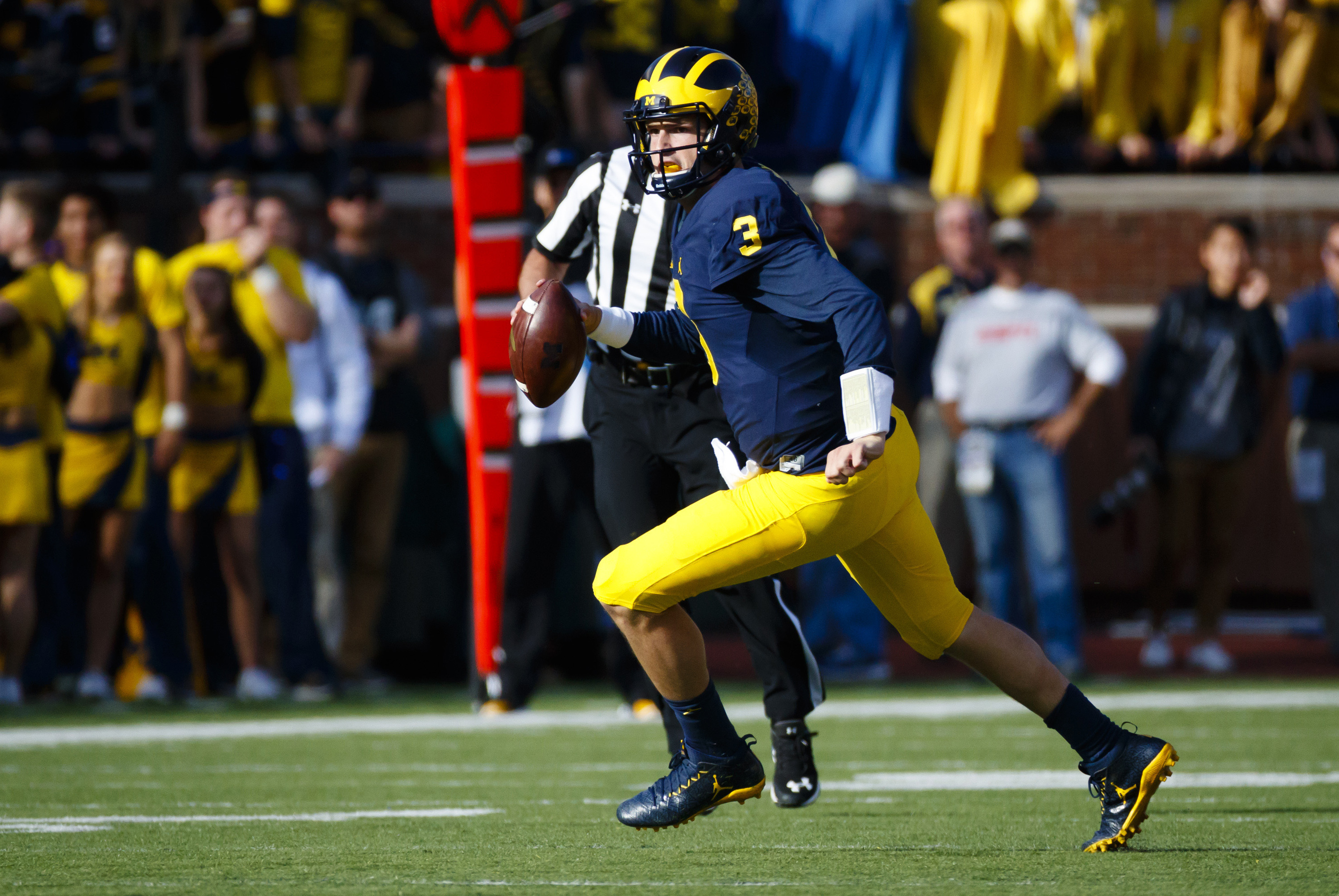 Wilton Speight at center of Michigan's new, talented offense