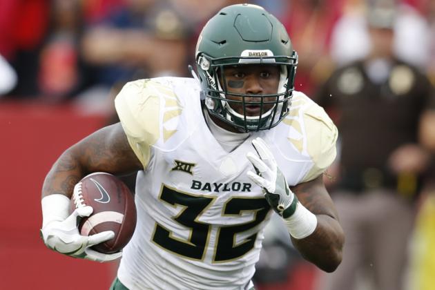 AMES, IA – OCTOBER 1: Running back Shock Linwood #32 of the Baylor Bears rushes for yards in the first half of play against the Iowa State Cyclones at Jack Trice Stadium on October 1, 2016 in Ames, Iowa. The Baylor Bears won 45-42 over the Iowa State Cyclones. (Photo by David K Purdy/Getty Images)