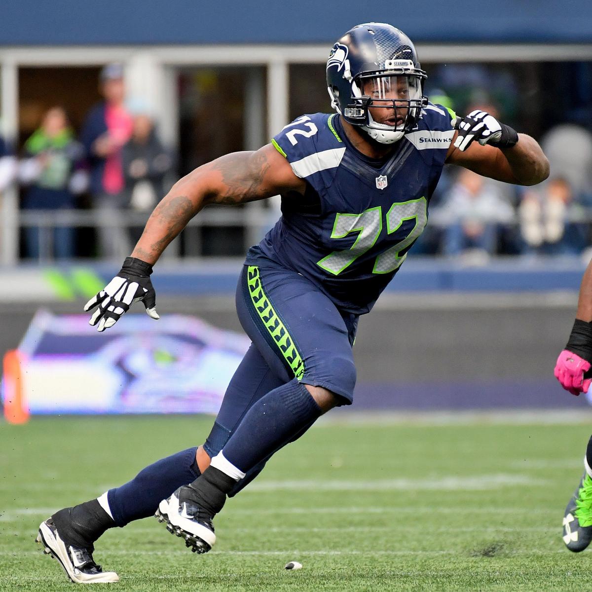 Michael Injury Seahawks DE Suffers Possible Concussion vs