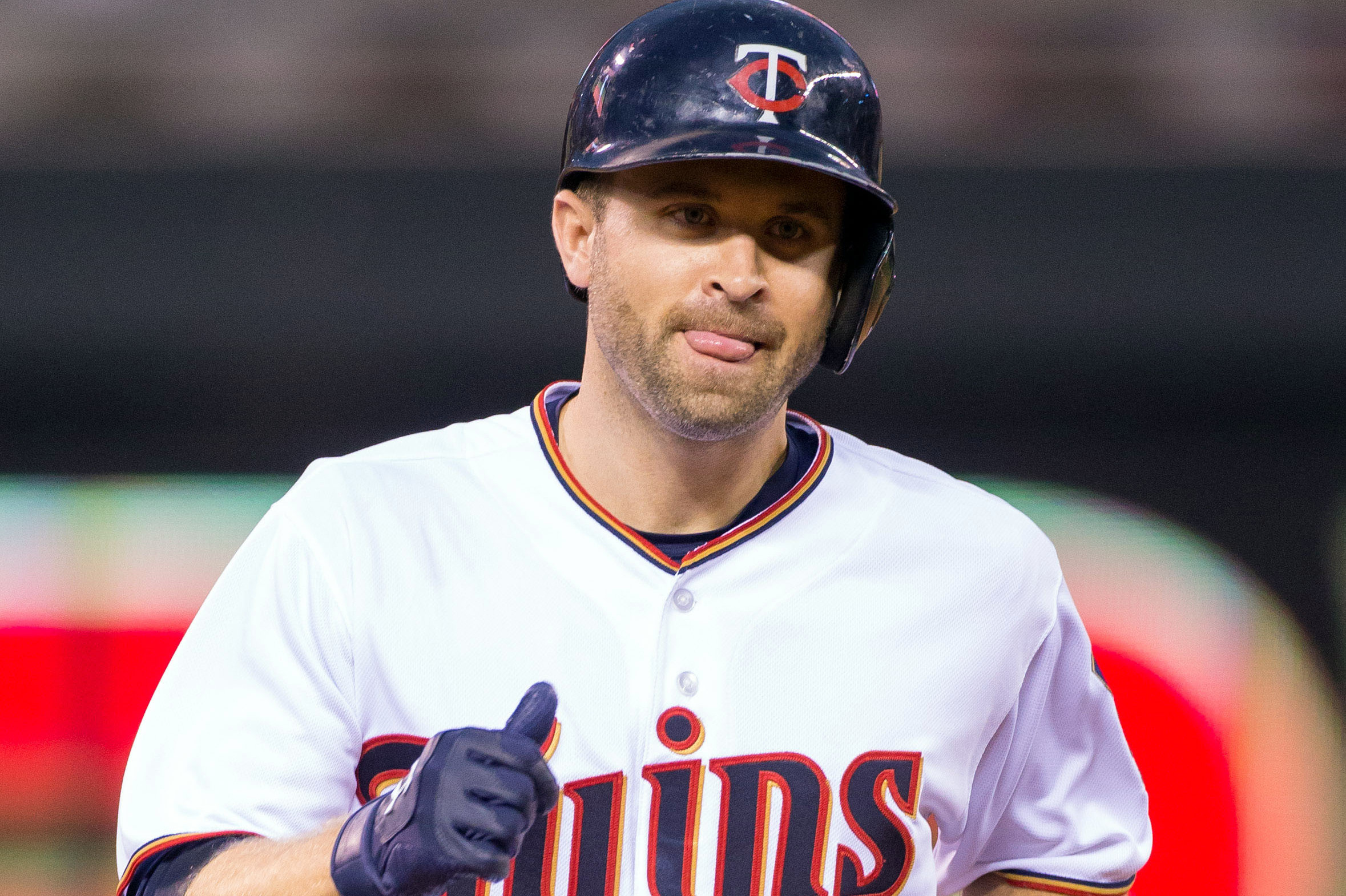 Twins trade Brian Dozier to Dodgers