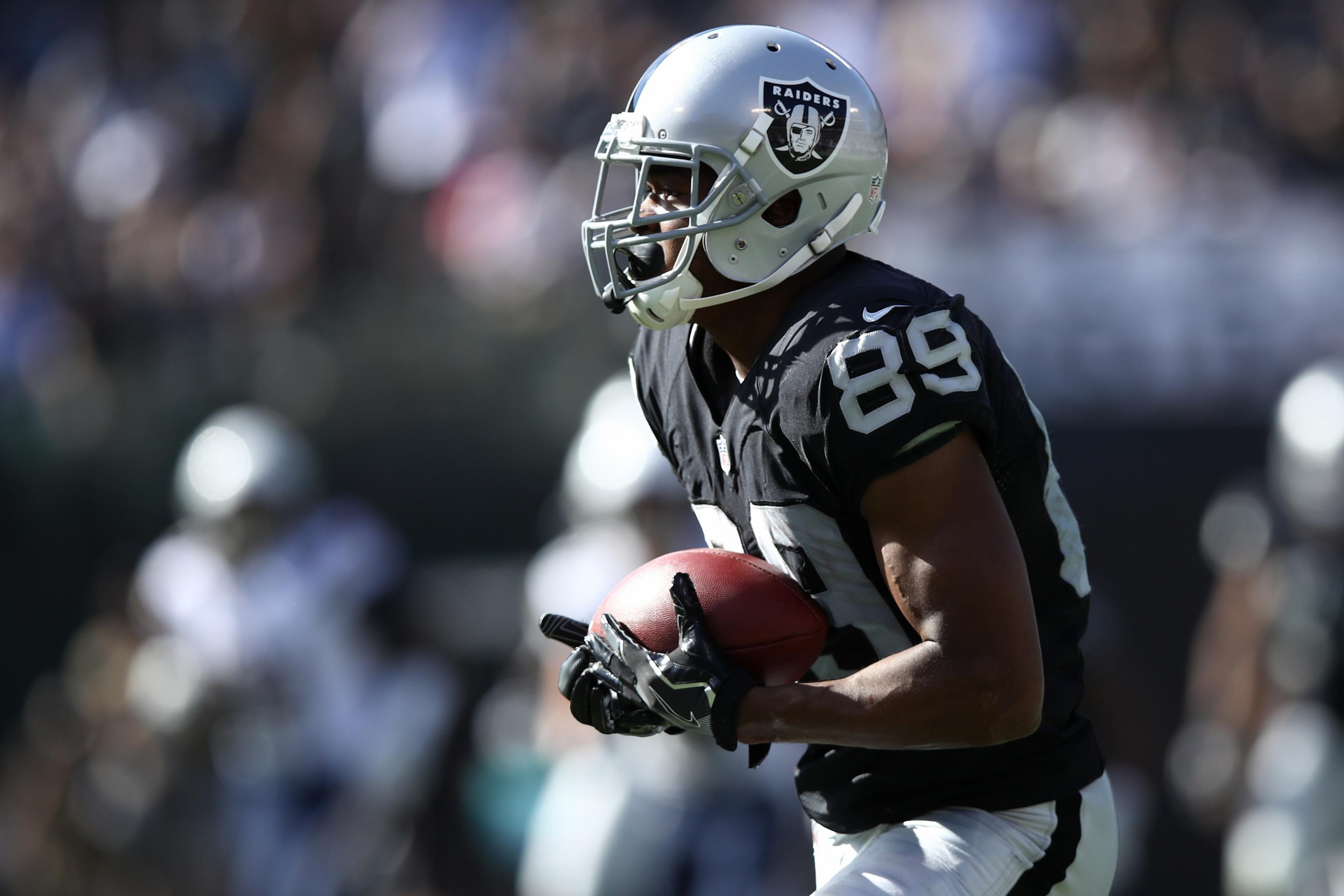 Amari Cooper: Oakland Raiders star BRUTALLY knocked out vs Seattle Seahawks, Other, Sport