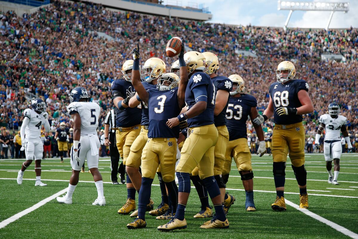 Notre Dame's C.J. Sanders Opens Game vs. Army with 92Yard KickReturn