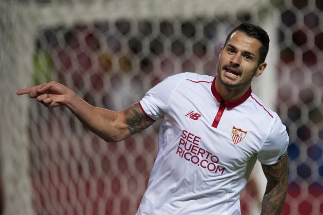 Sevilla's midfielder Vitolo celebrates after scoring during the Spanish league football match Sevilla FC vs FC Barcelona at the Ramon Sanchez Pizjuan stadium in Sevilla on November 6, 2016. / AFP / JORGE GUERRERO        (Photo credit should read JORGE GUERRERO/AFP/Getty Images)