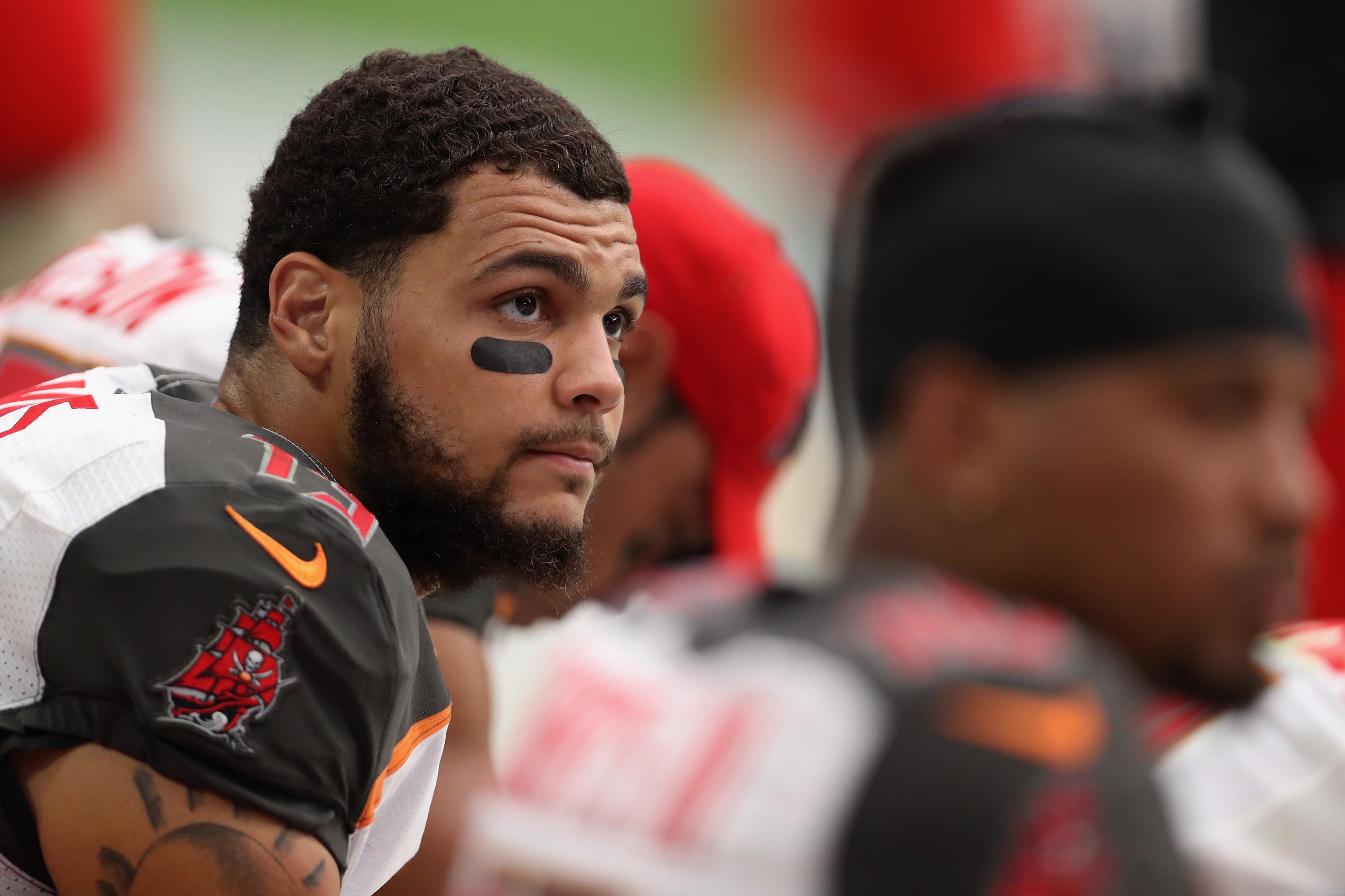 Tampa Bay Buccaneers wide receiver Mike Evans admits timing of protest was  bad - ESPN